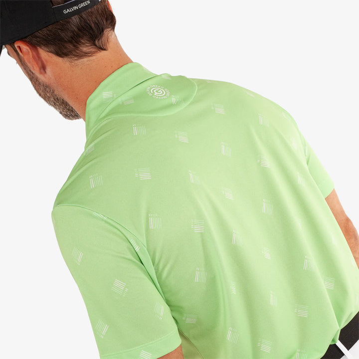 Memo is a Breathable short sleeve golf shirt for Men in the color Fresh Green(6)
