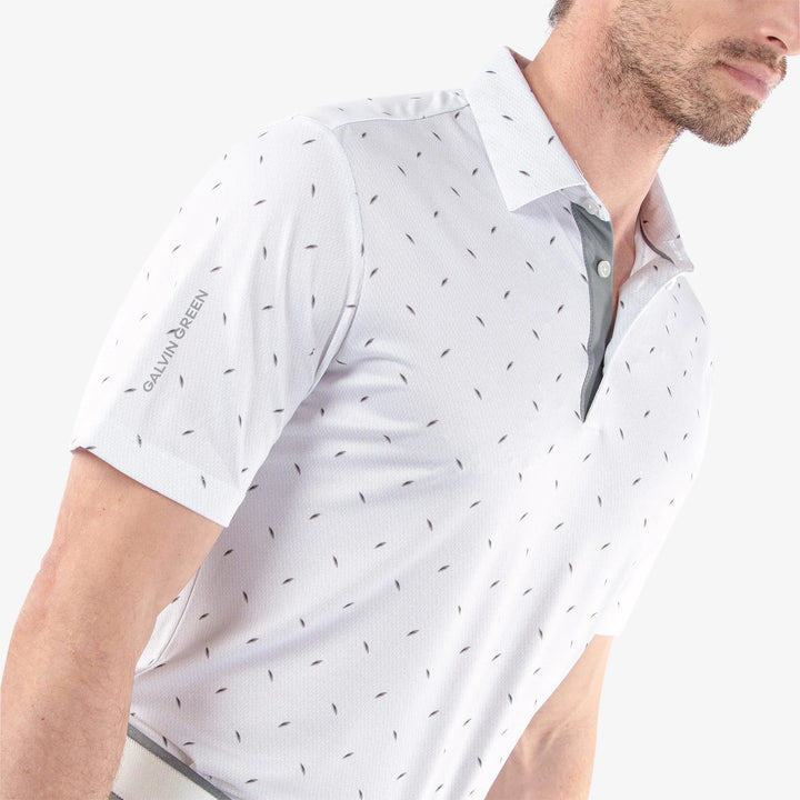 Miklos is a Breathable short sleeve golf shirt for Men in the color Cool Grey(2)