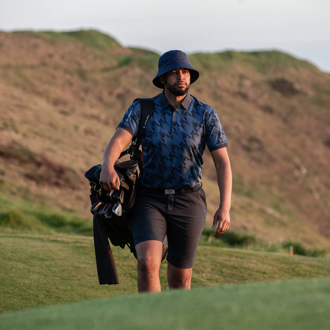 Miles is a Breathable short sleeve golf shirt for Men in the color Moonlight Blue/Navy(8)