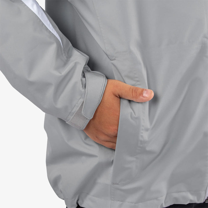Robert is a Waterproof golf jacket for Juniors in the color Sharkskin/White(5)