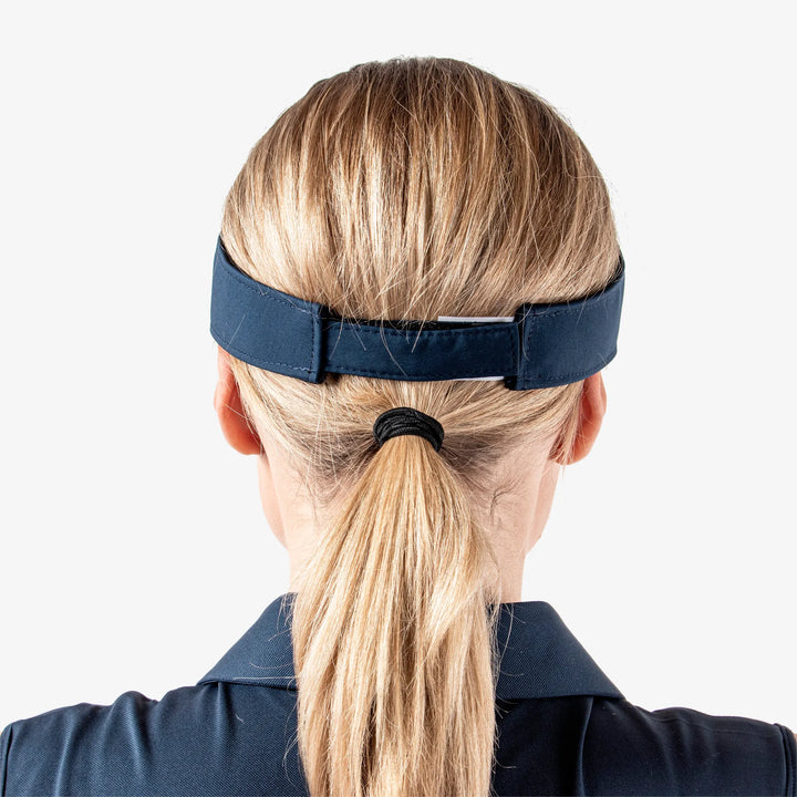 Shade is a Sun visor in the color Navy(4)