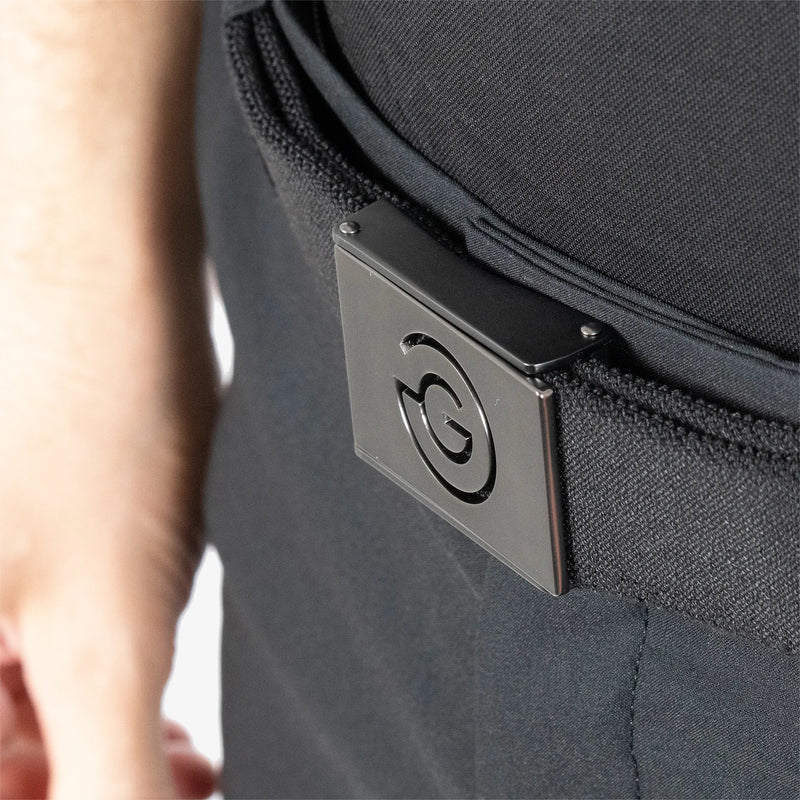 Warren is a Elastic golf belt in the color Black(2)