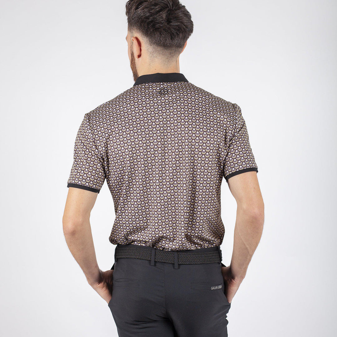 Murray is a Breathable short sleeve shirt for Men in the color Black(3)