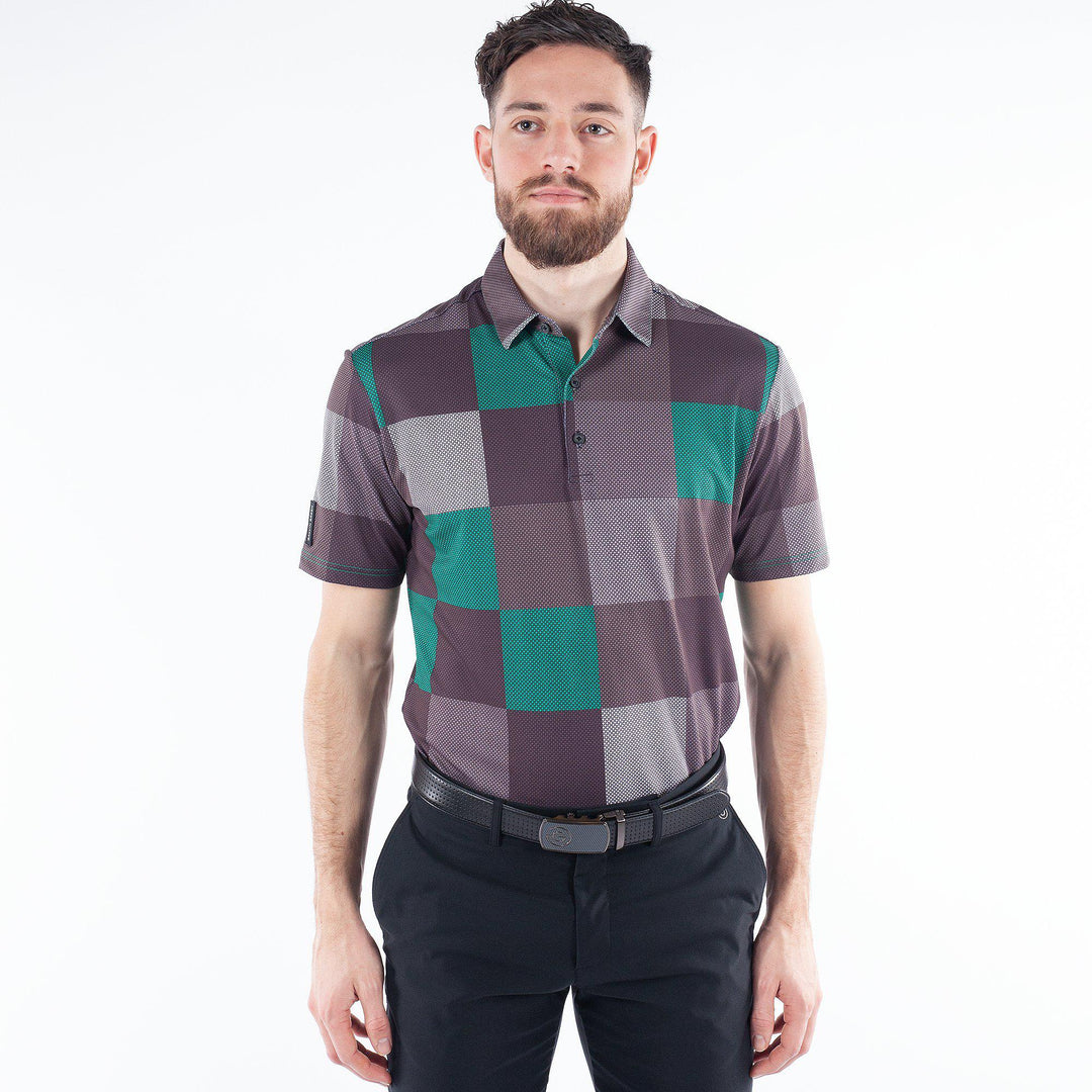 Mac is a Breathable short sleeve shirt for Men in the color Golf Green(1)