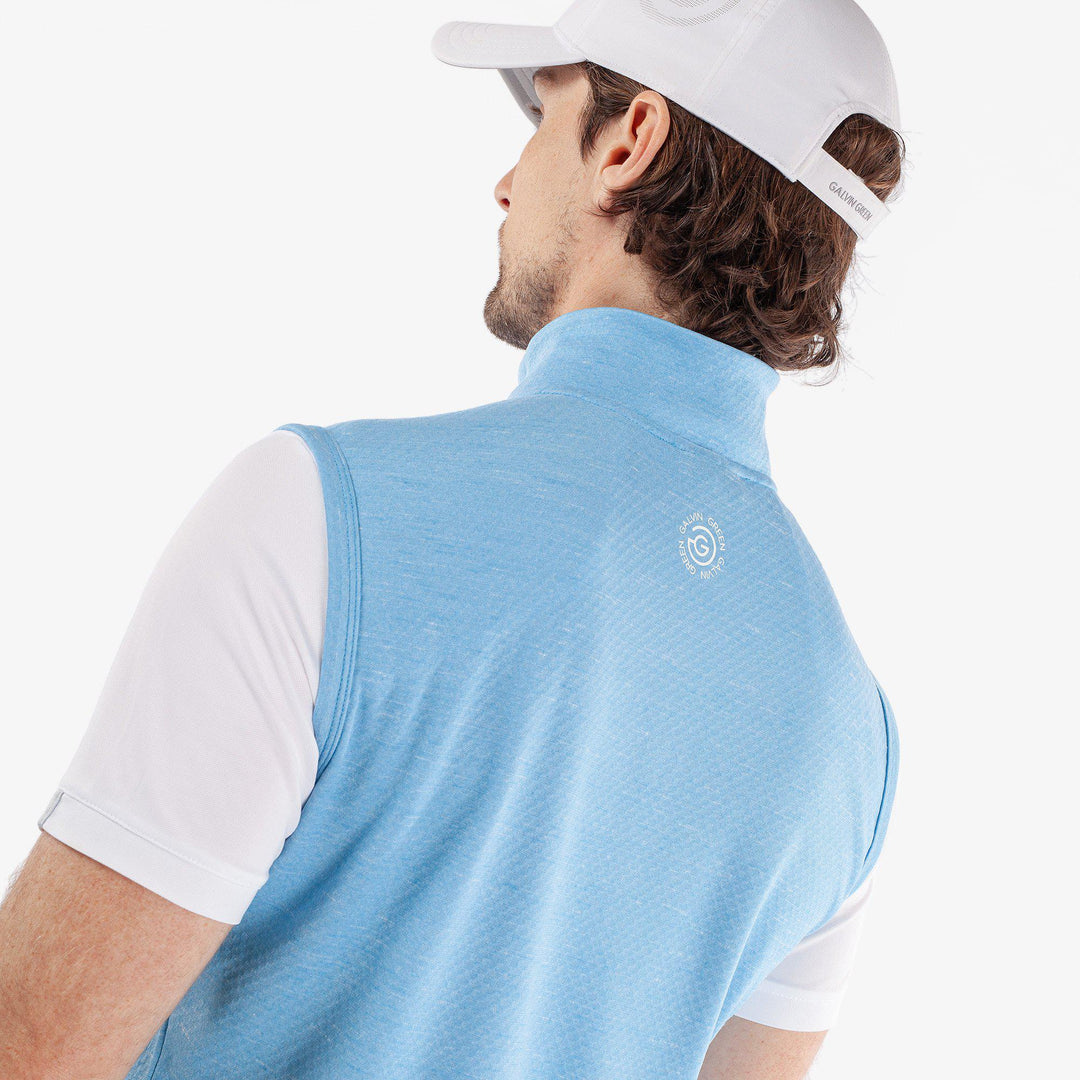 Del is a Insulating golf vest for Men in the color Alaskan Blue Melange(5)