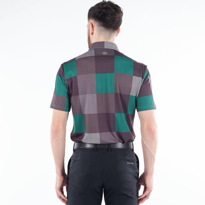 Mac is a Breathable short sleeve shirt for Men in the color Golf Green(2)