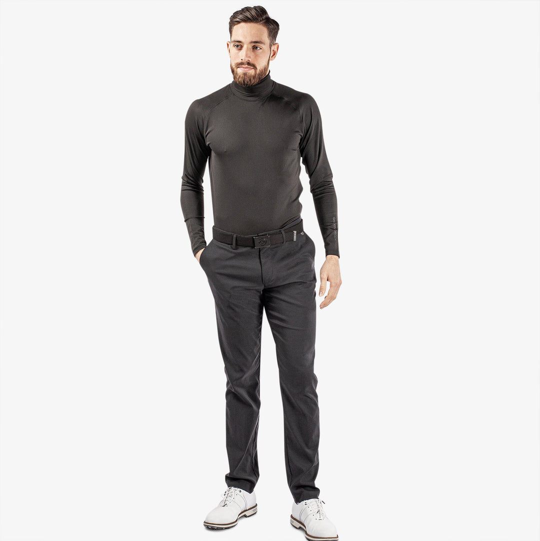Edwin is a Thermal base layer top for  in the color Black/Red(2)