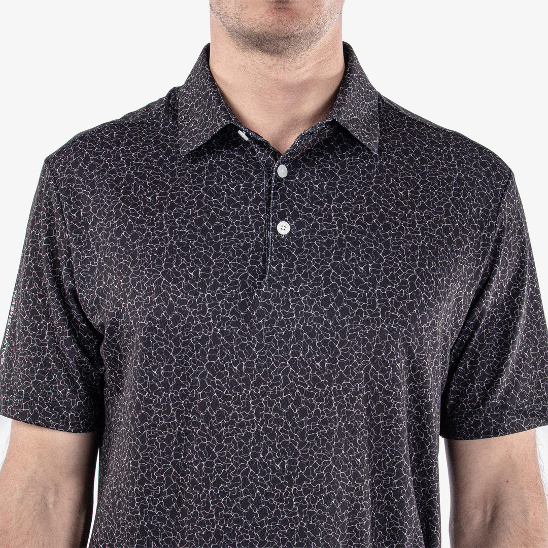 Mani is a Breathable short sleeve golf shirt for Men in the color Black(4)