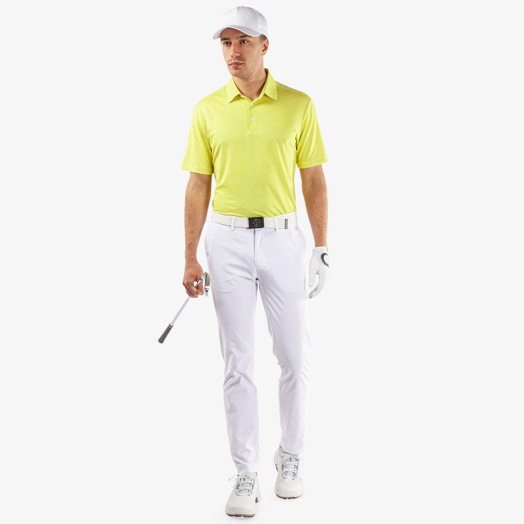 Mani is a Breathable short sleeve golf shirt for Men in the color Sunny Lime(2)
