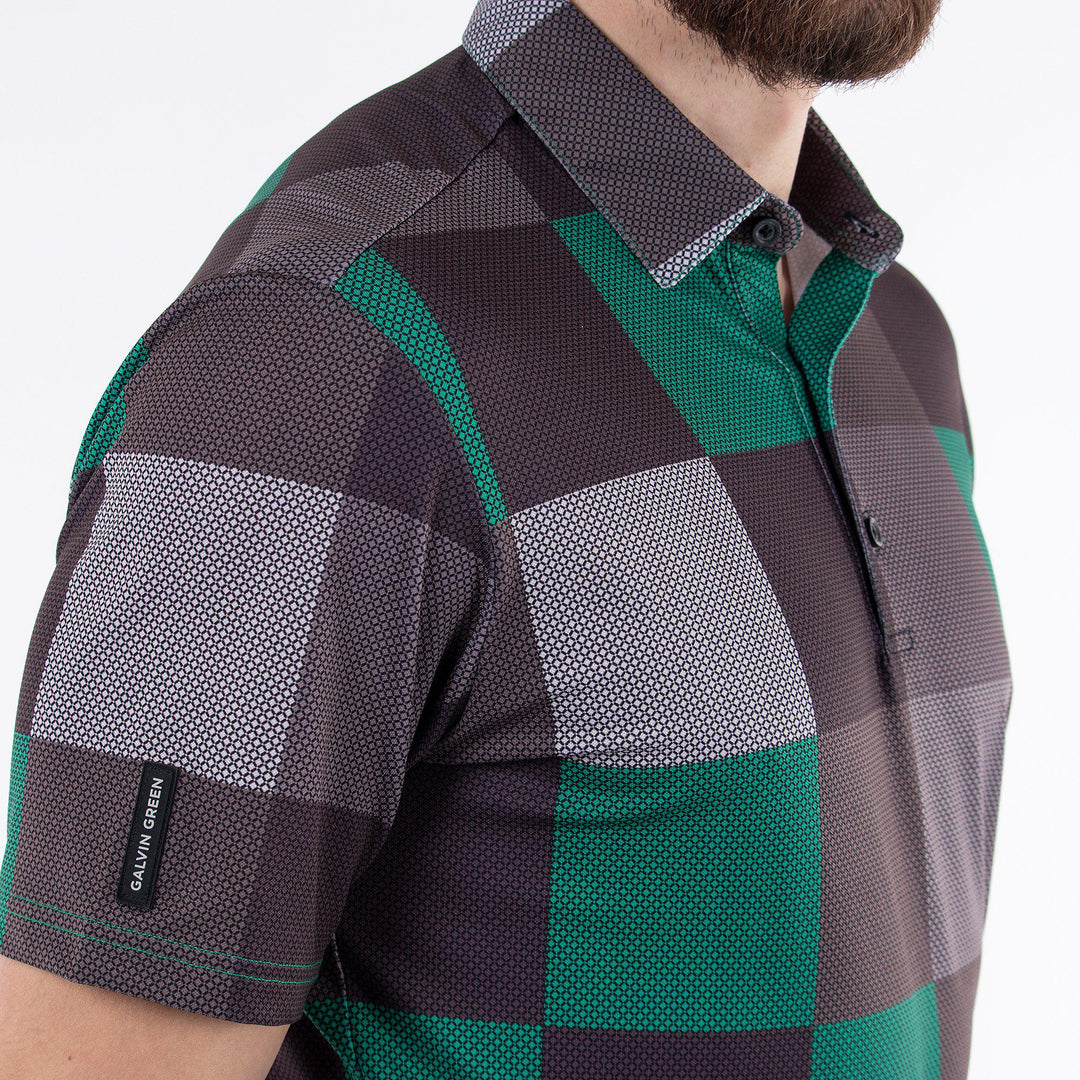 Mac is a Breathable short sleeve shirt for Men in the color Golf Green(3)