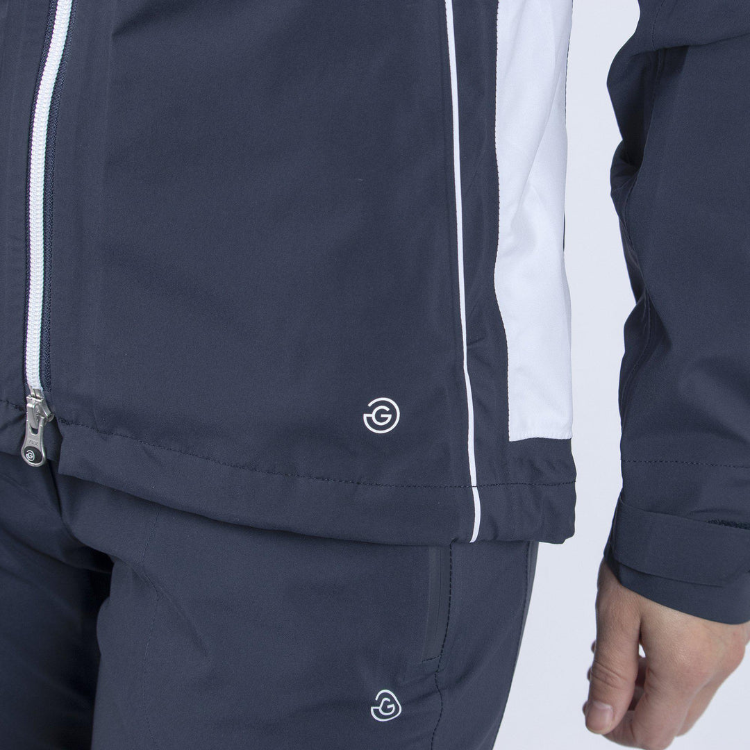 Aila is a Waterproof jacket for Women in the color Navy(3)
