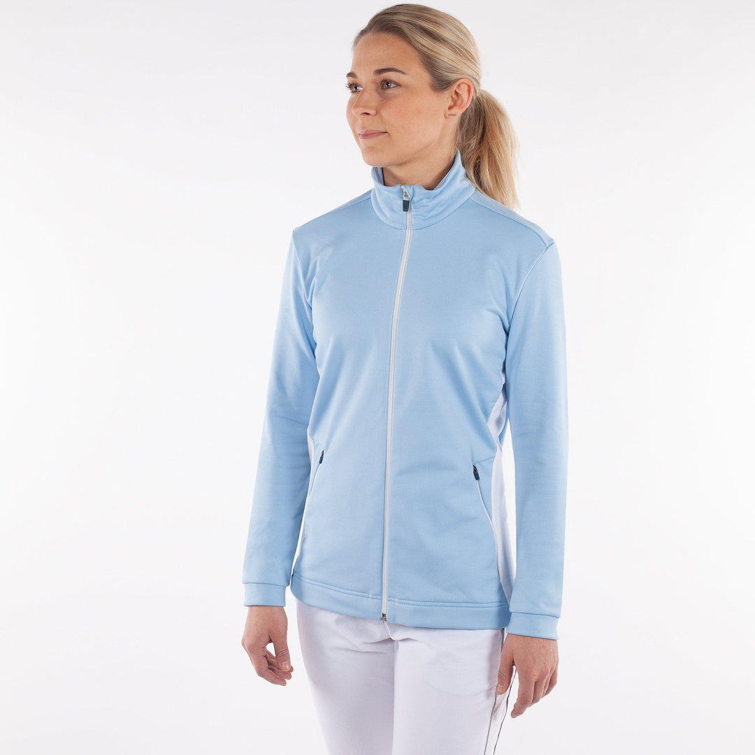 Daisy is a Insulating mid layer for Women in the color Blue Bell(1)