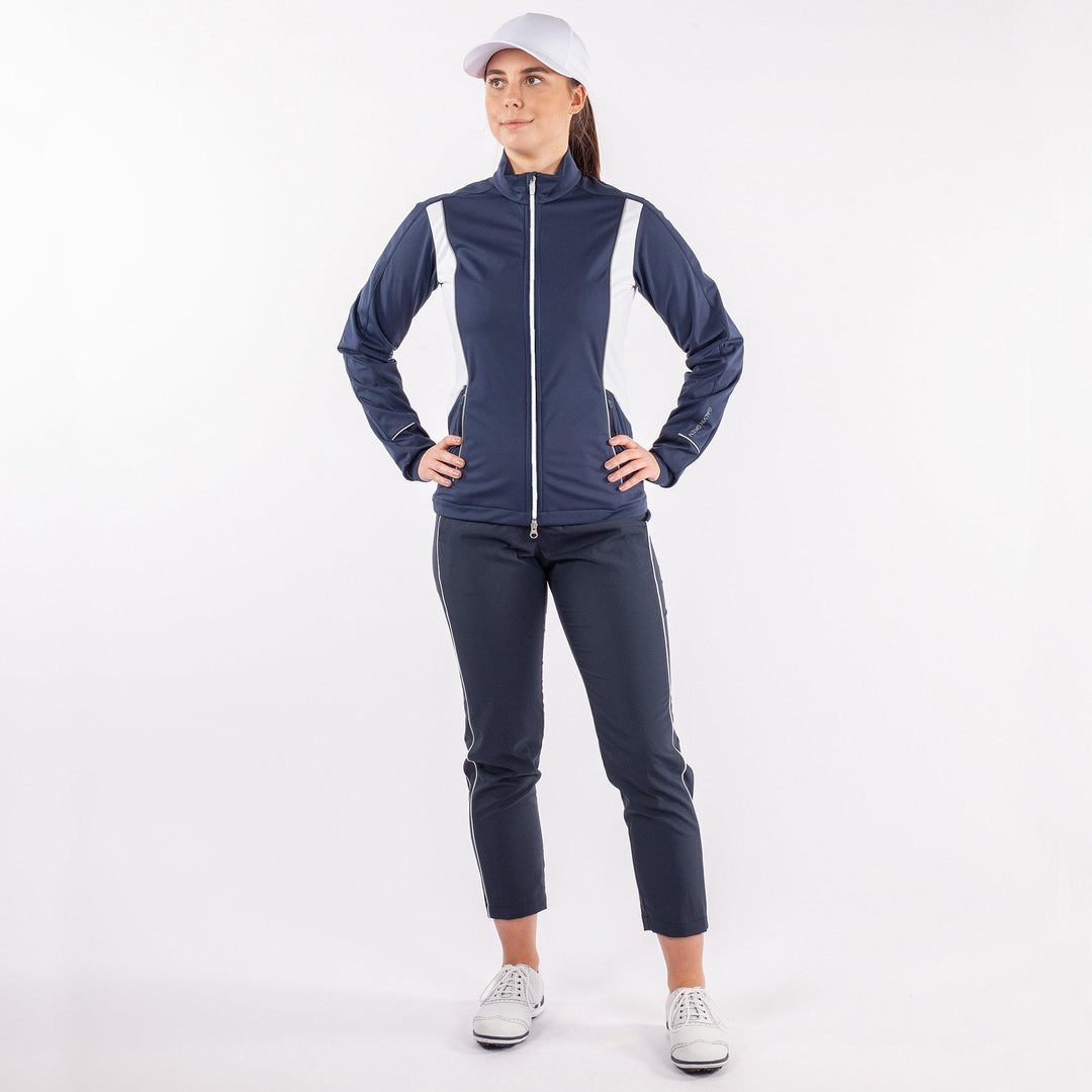 Leila is a Windproof and water repellent jacket for Women in the color Navy(2)