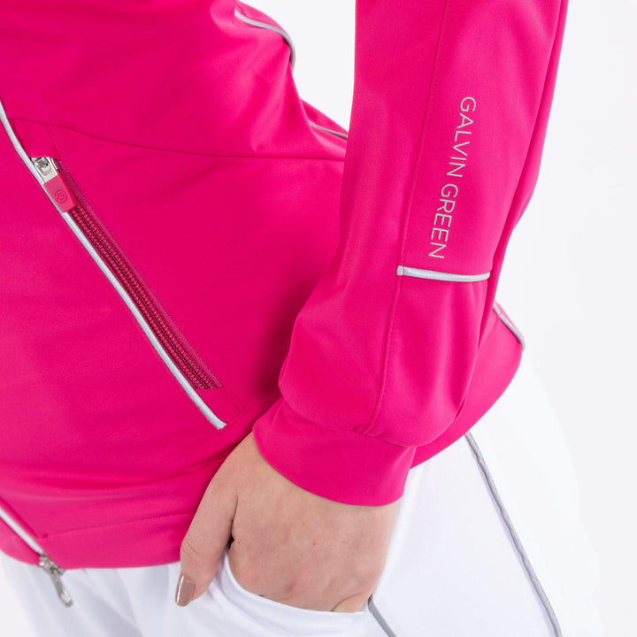Leila is a Windproof and water repellent jacket for Women in the color Sugar Coral(8)