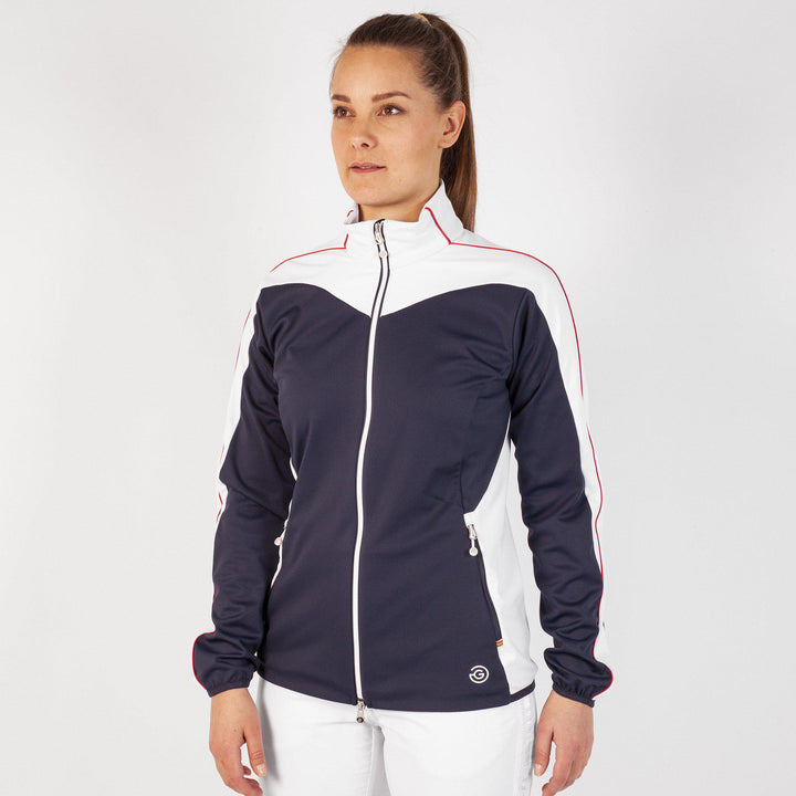 Leslie is a Windproof and water repellent jacket for Women in the color Fantastic Blue(1)