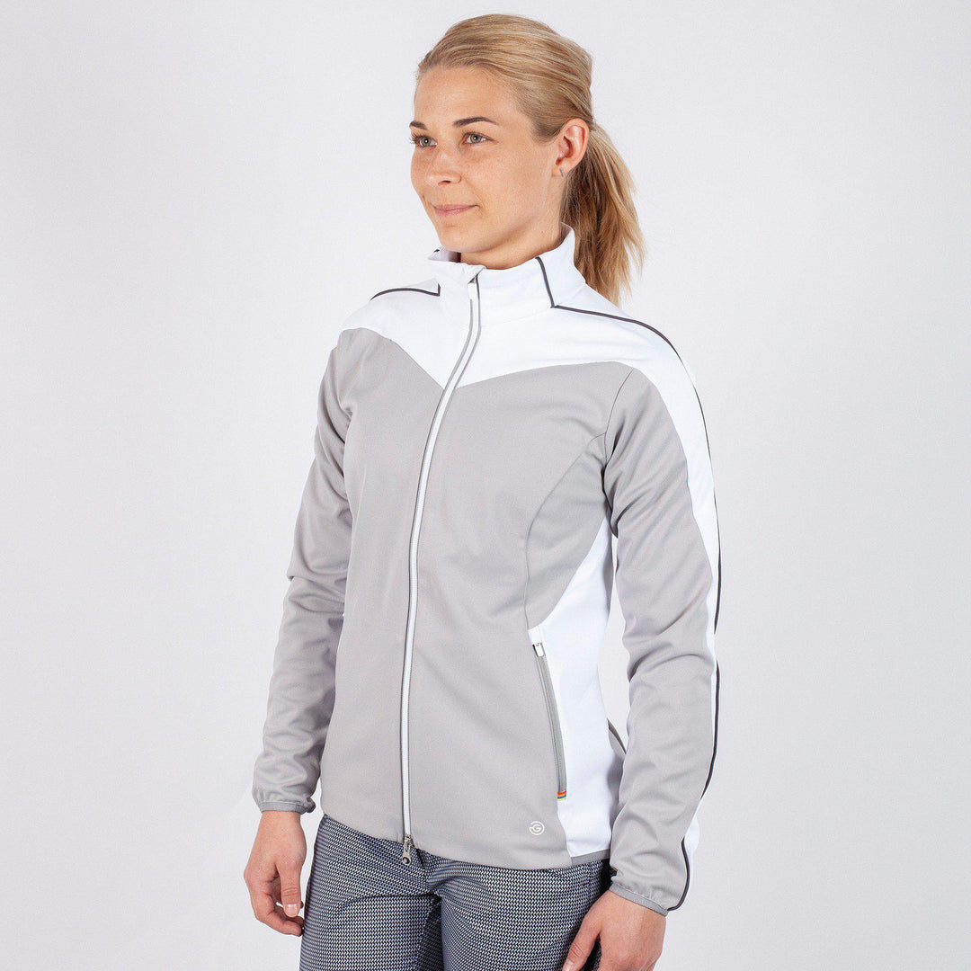 Leslie is a Windproof and water repellent jacket for Women in the color Forged Iron(1)