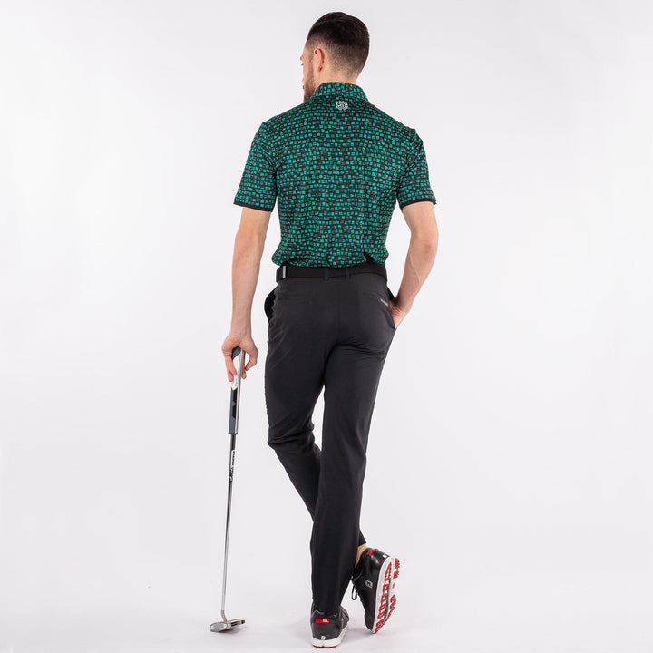 Mack is a Breathable short sleeve shirt for Men in the color Golf Green(4)