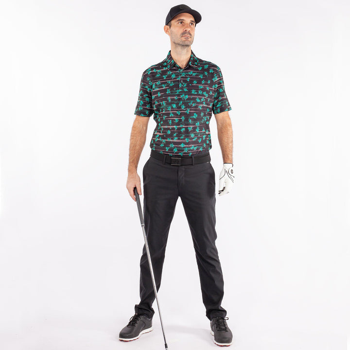 Malik is a Breathable short sleeve shirt for Men in the color Golf Green(2)
