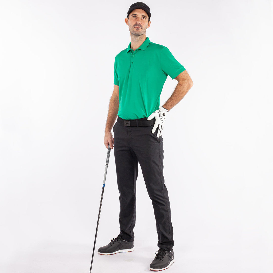 Max is a Breathable short sleeve shirt for Men in the color Golf Green(2)
