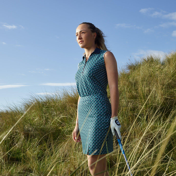 Mila is a Breathable sleeveless shirt for Women in the color Golf Green(2)