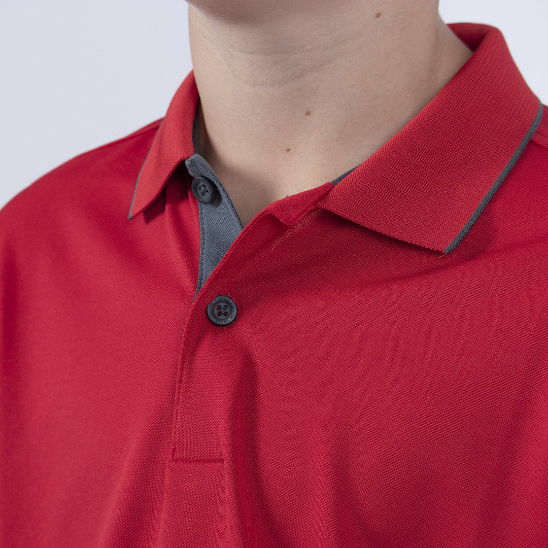 Rod is a Breathable short sleeve shirt for Juniors in the color Red(2)