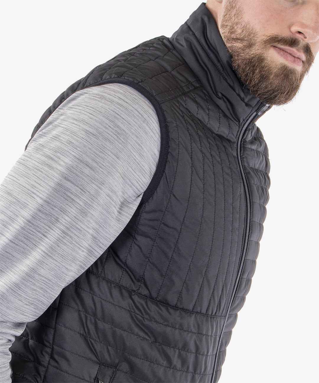 Leroy is a Windproof and water repellent golf vest for Men in the color Black(4)