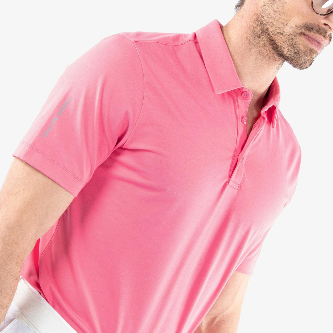 Marcelo is a Breathable short sleeve golf shirt for Men in the color Camelia Rose(3)