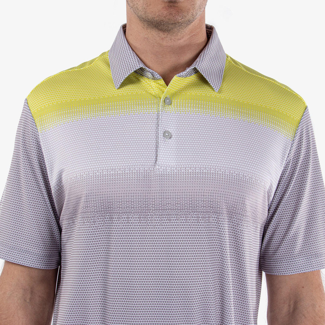 Mo is a Breathable short sleeve golf shirt for Men in the color Cool Grey/White/Sunny Lime(4)