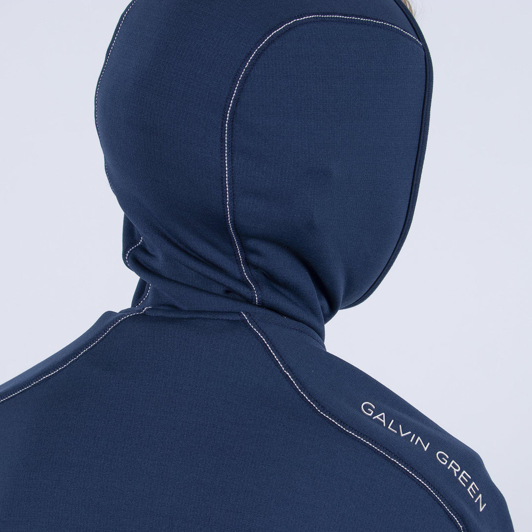 Rob is a Insulating golf sweatshirt for Juniors in the color Blue Bell(4)