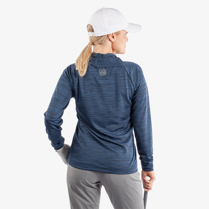 Dorali is a Insulating mid layer for Women in the color Navy(6)