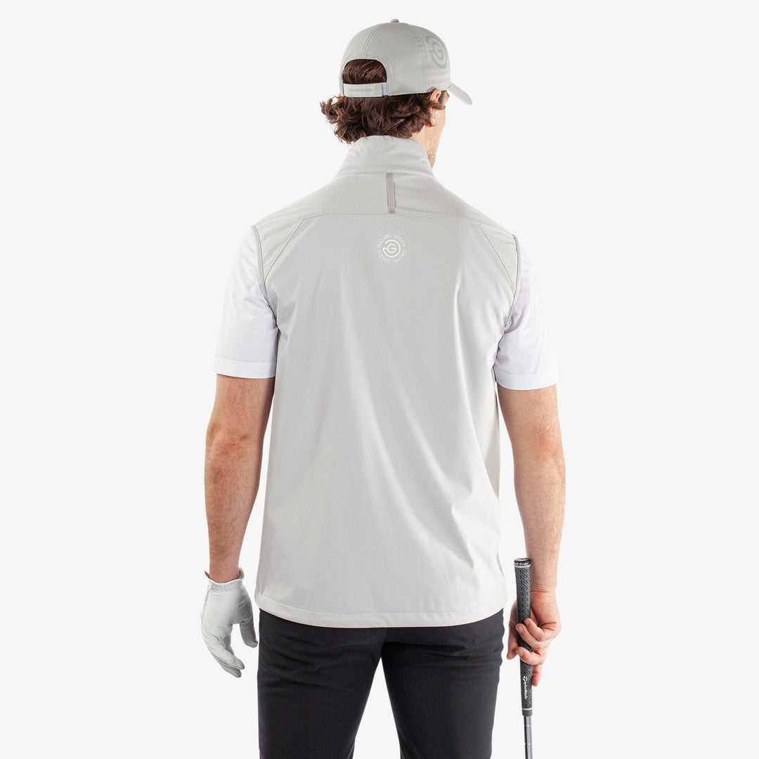 Lathan is a Windproof and water repellent golf vest for Men in the color White/Cool Grey(5)