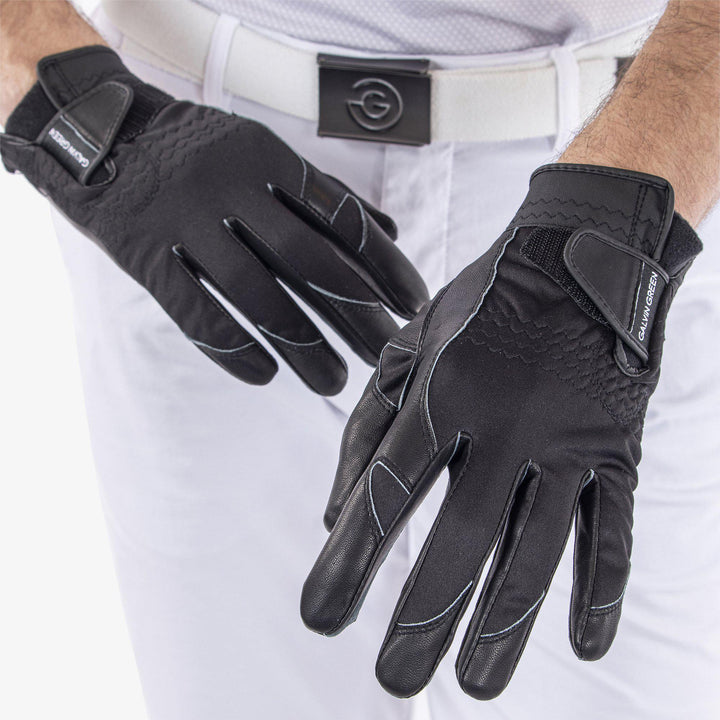 Lewis is a Windproof gloves for  in the color Black(2)