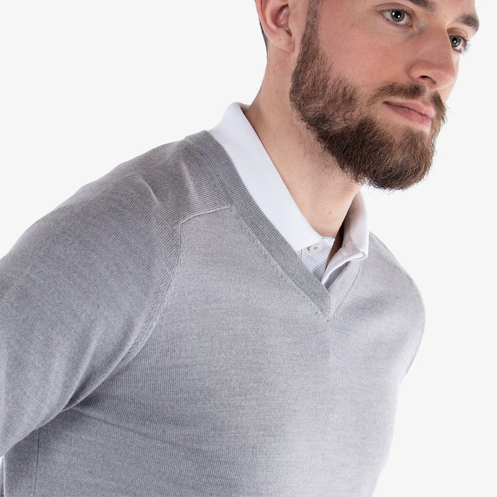 Carl is a Merino golf sweater for Men in the color Grey melange(3)