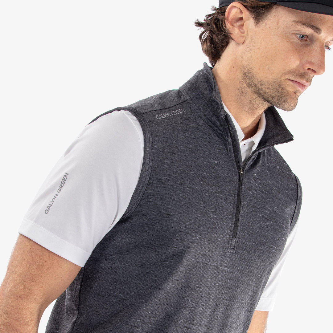 Del is a Insulating golf vest for Men in the color Black Melange(3)